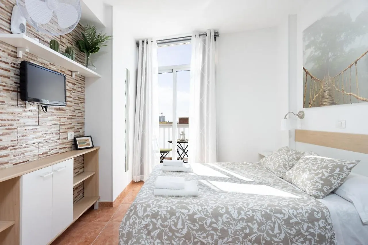 Apartamentos Ohana - Edificio Tonillo Los Cristianos  0*, Los Cristianos (Tenerife)